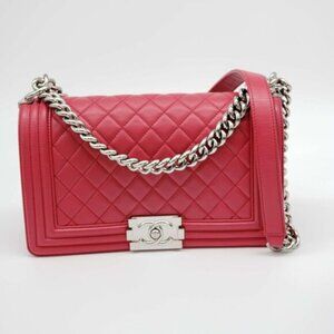 100%  Authentic CHANEL Boy Leather Shoulder Bag 2550-082825